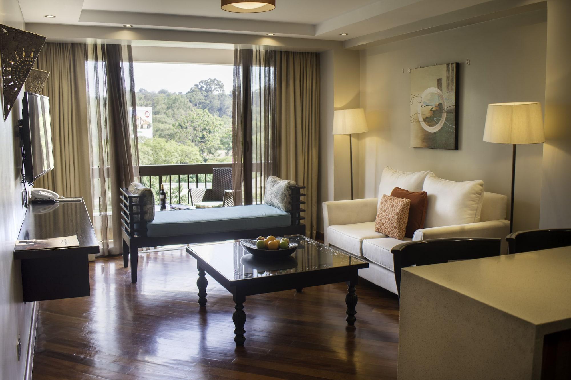 Longonot Place Serviced Apartment-Nairobi, City Centre Cbd Екстериор снимка