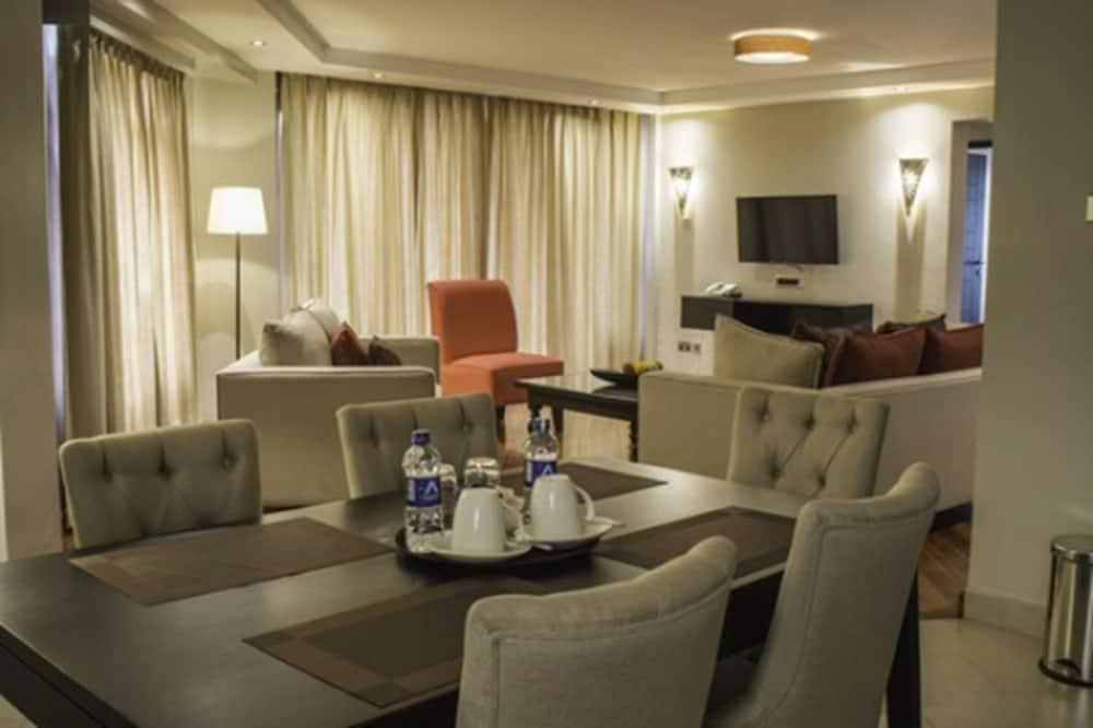 Longonot Place Serviced Apartment-Nairobi, City Centre Cbd Екстериор снимка