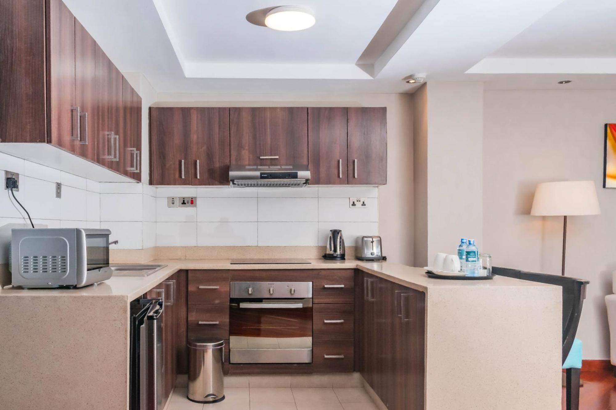Longonot Place Serviced Apartment-Nairobi, City Centre Cbd Екстериор снимка