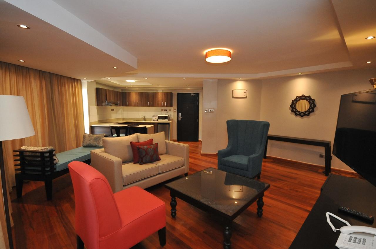 Longonot Place Serviced Apartment-Nairobi, City Centre Cbd Екстериор снимка