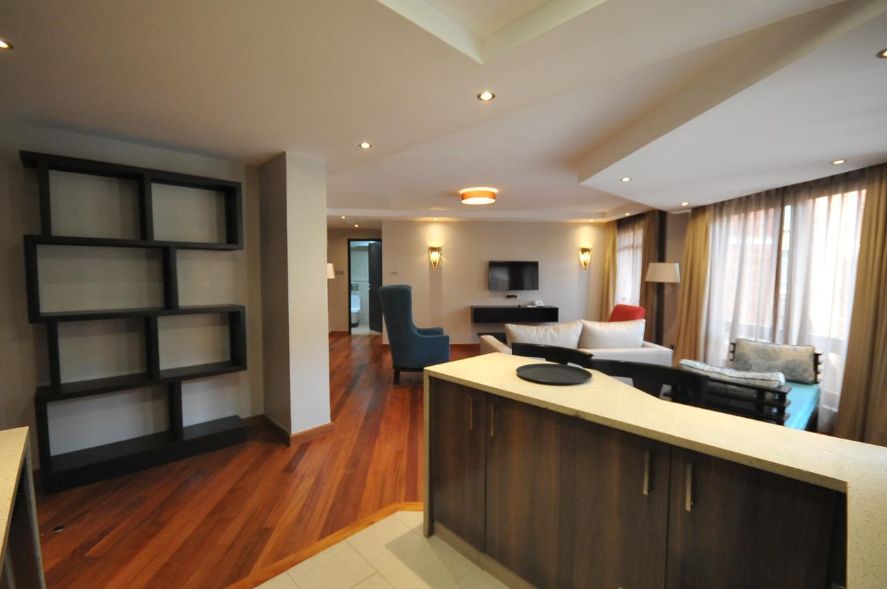 Longonot Place Serviced Apartment-Nairobi, City Centre Cbd Екстериор снимка